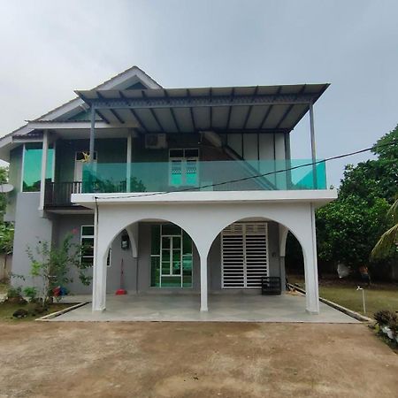 Kak Nor Villa Kuala Terengganu Buitenkant foto